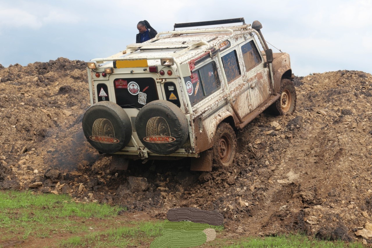 4x4 Jeep Kenya landrover defender kenya 4x4 car hire